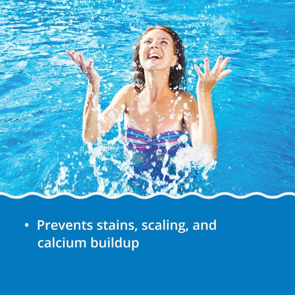 In The Swim Pool Stain Remover Liquid Prevents Scale Buildup-1